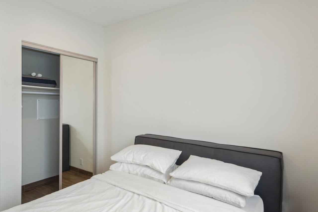 Gold Point Hollywood Apartments Los Angeles Exterior photo